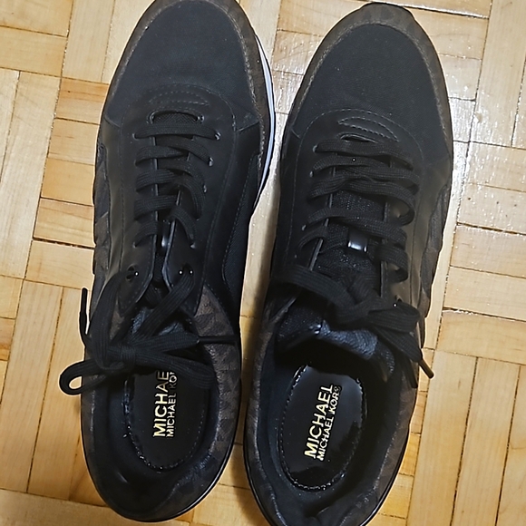 Michael kors sneakers - Picture 1 of 3